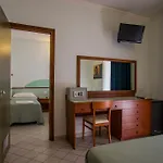 Gli Ulivi 3*